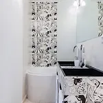 Luxury With Private Heated Pool Шибеник