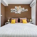 Luxury With Private Heated Pool *