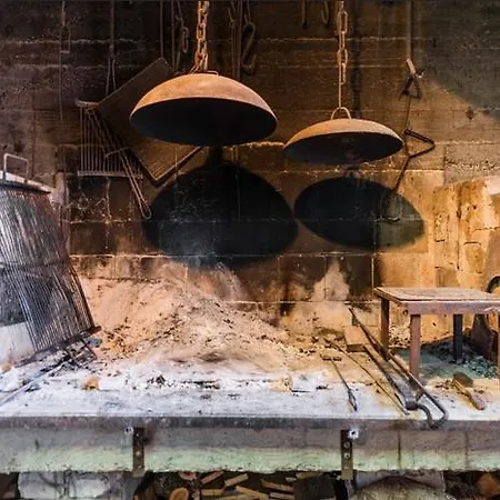 Luxury With Private Heated Pool Lägenhet