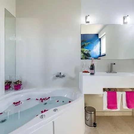 Luxury Apartment With Private Heated Pool * Sibenik