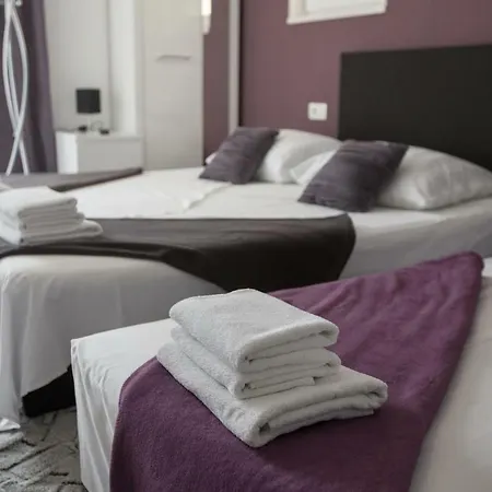 Luxury Apartment With Private Heated Pool * Sibenik