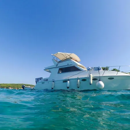 Luxury With Private Heated Pool *