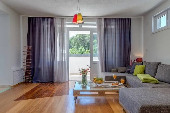 דירה Luxury With Private Heated Pool