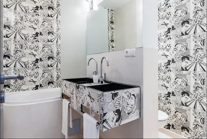 Luxury With Private Heated Pool דירה