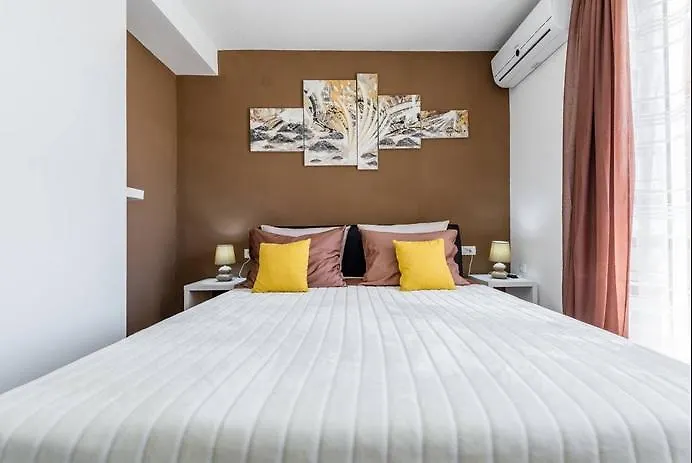 Luxury With Private Heated Pool *