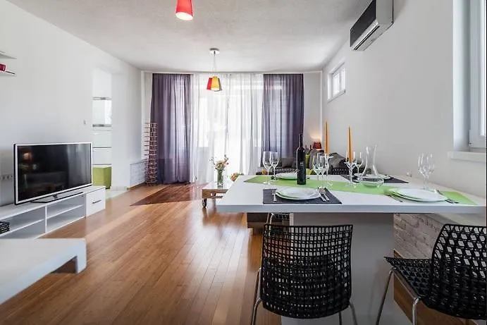 דירה Luxury With Private Heated Pool *