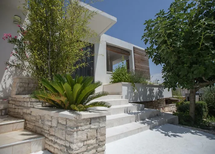 Luxury With Private Heated Pool Šibenik